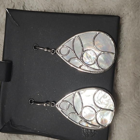 Mother of Pearl Caged Teardrop Earrings in Sterling Silver NWT - Picture 4 of 7